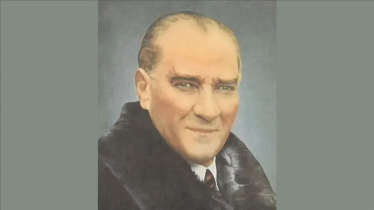 Atatürk’ün ders kitaplarındaki tarihi portresi Anıtkabir’de ziyaretçilerle buluşacak
