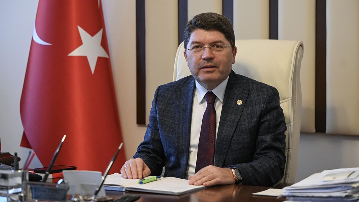 Yılmaz Tunç’tan mahkumlara yılbaşı sebebiyle açık görüş izni