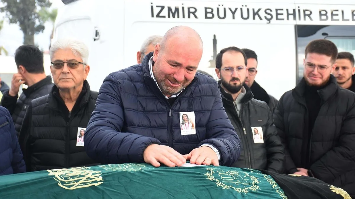 Kaza kurbanı eskrim sporcusu Derin son yolculuğuna uğurlandı: Derin’in en büyük hayali milli sporcu olmakmış