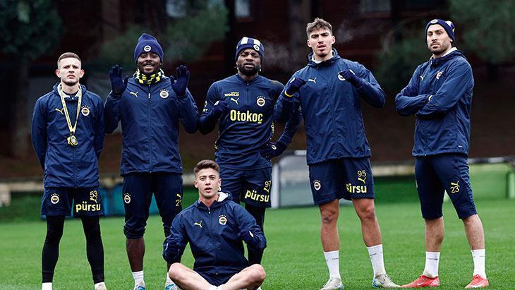 Fenerbahçe’de ayrılık gerçekleşiyor! Çalışma izni bekleniyor