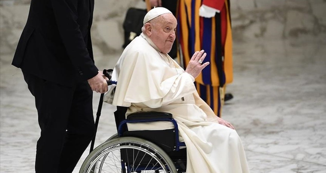 Vatikan: Papa Francis’in durumu stabil